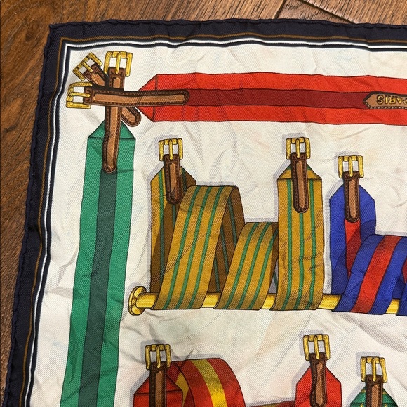Hermes small silk handkerchief scarf - Picture 5 of 10